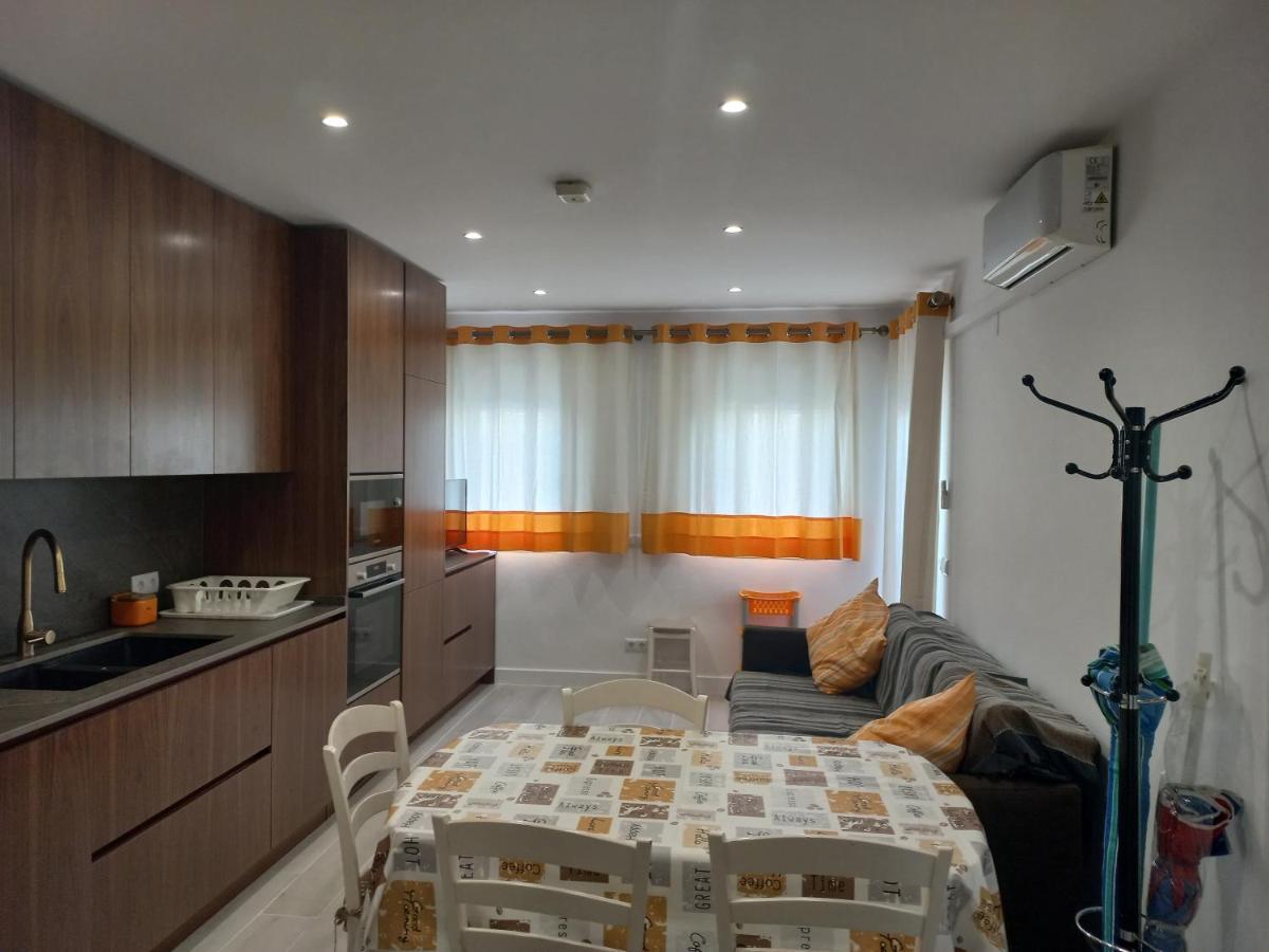 Regueiro Quarteira Beach Apartment ภายนอก รูปภาพ