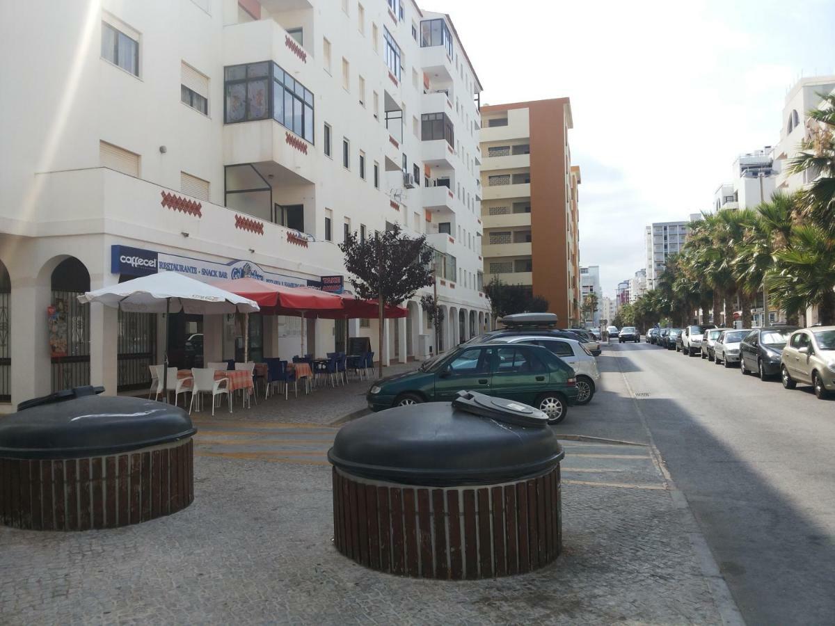 Regueiro Quarteira Beach Apartment ภายนอก รูปภาพ