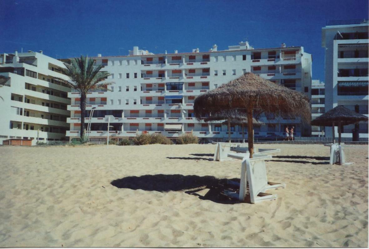 Regueiro Quarteira Beach Apartment ภายนอก รูปภาพ