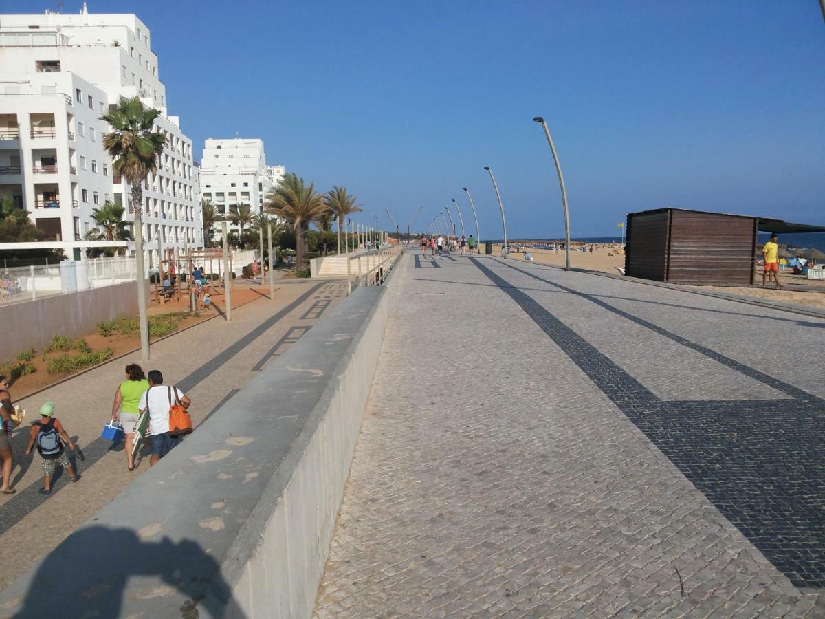 Regueiro Quarteira Beach Apartment ภายนอก รูปภาพ